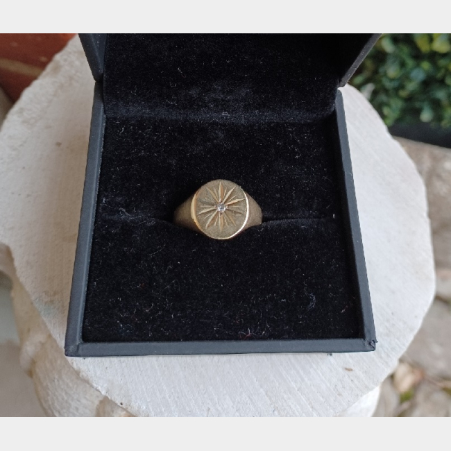 9ct Gold & Diamond Signet Ring