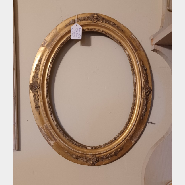 Antique Gilt Oval Frame