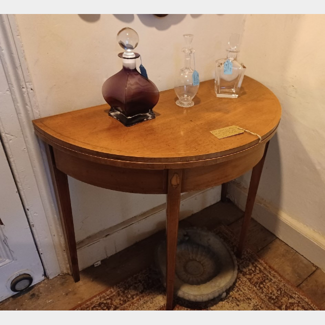 Mahogany Inlaid Tea Table