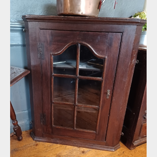 Georgian Corner Cabinet
