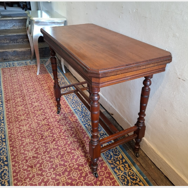 Edwardian Games Table